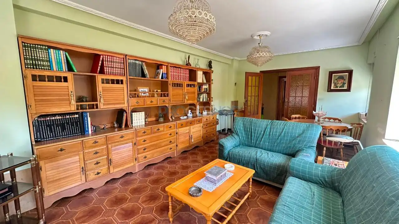 Sala de estar de Casa o chalet en venta en Carrizo con Calefacción, Jardín privado y Terraza
