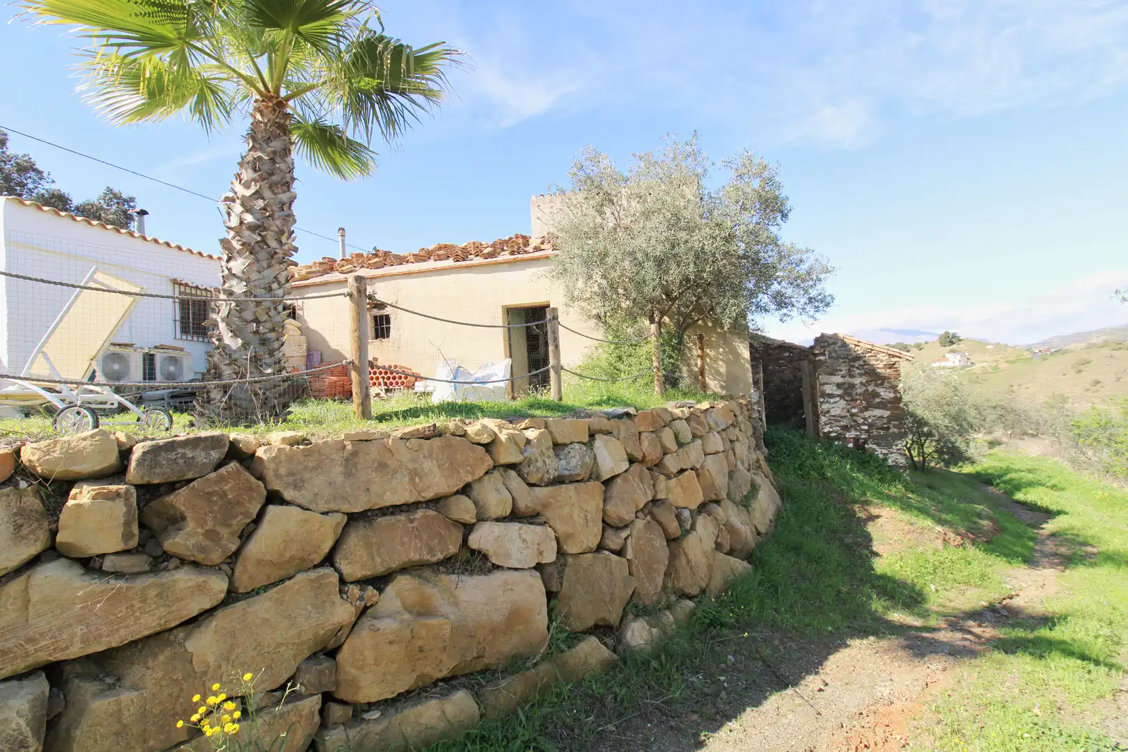 Grundstücke zum Verkauf in Calle Sevilla, Álora