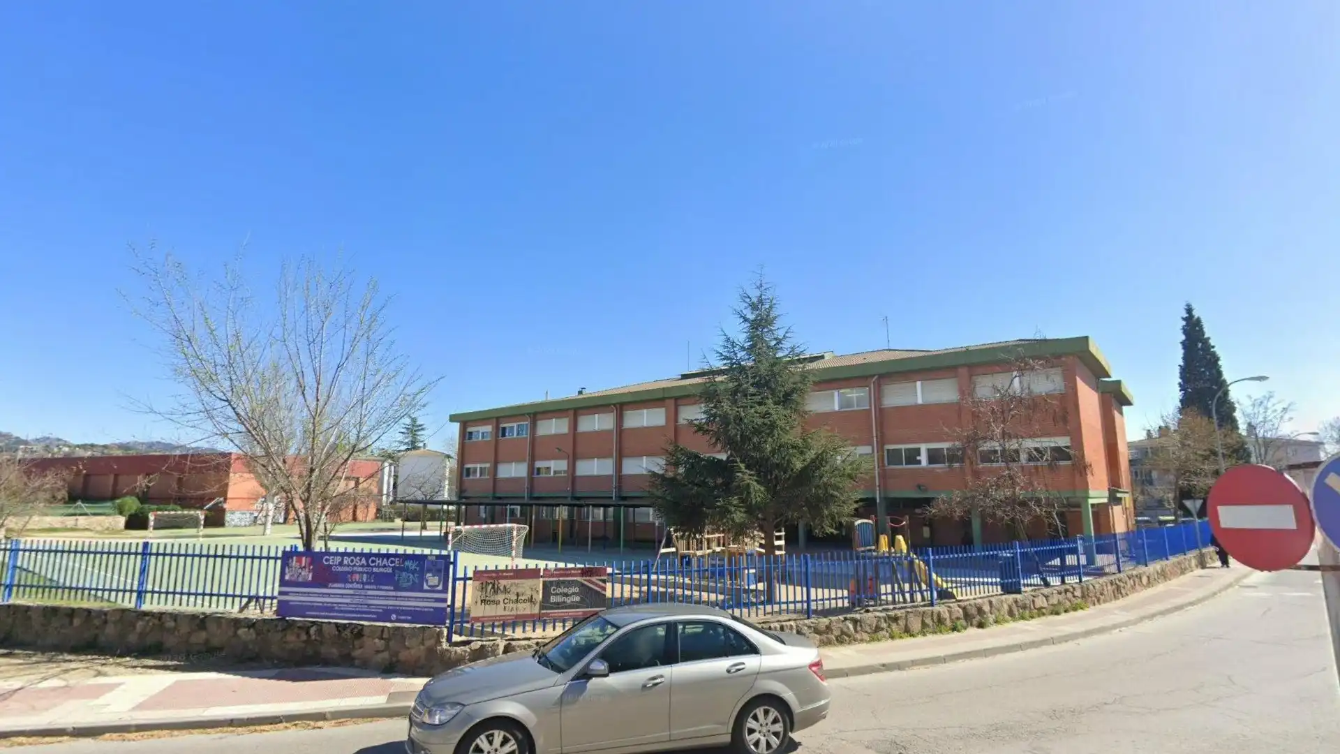 Vista exterior de Pis en venda en Collado Villalba amb Piscina