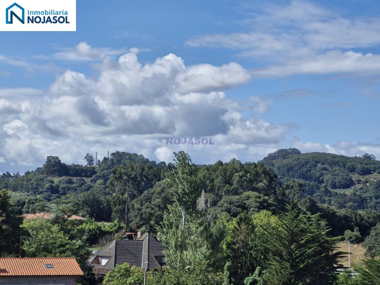 Apartament en venda a ris, Ris