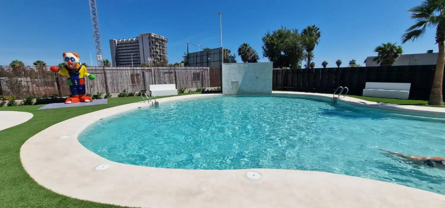 Piscina de Apartamento de alquiler en Moncofa con Aire acondicionado, Terraza y Trastero