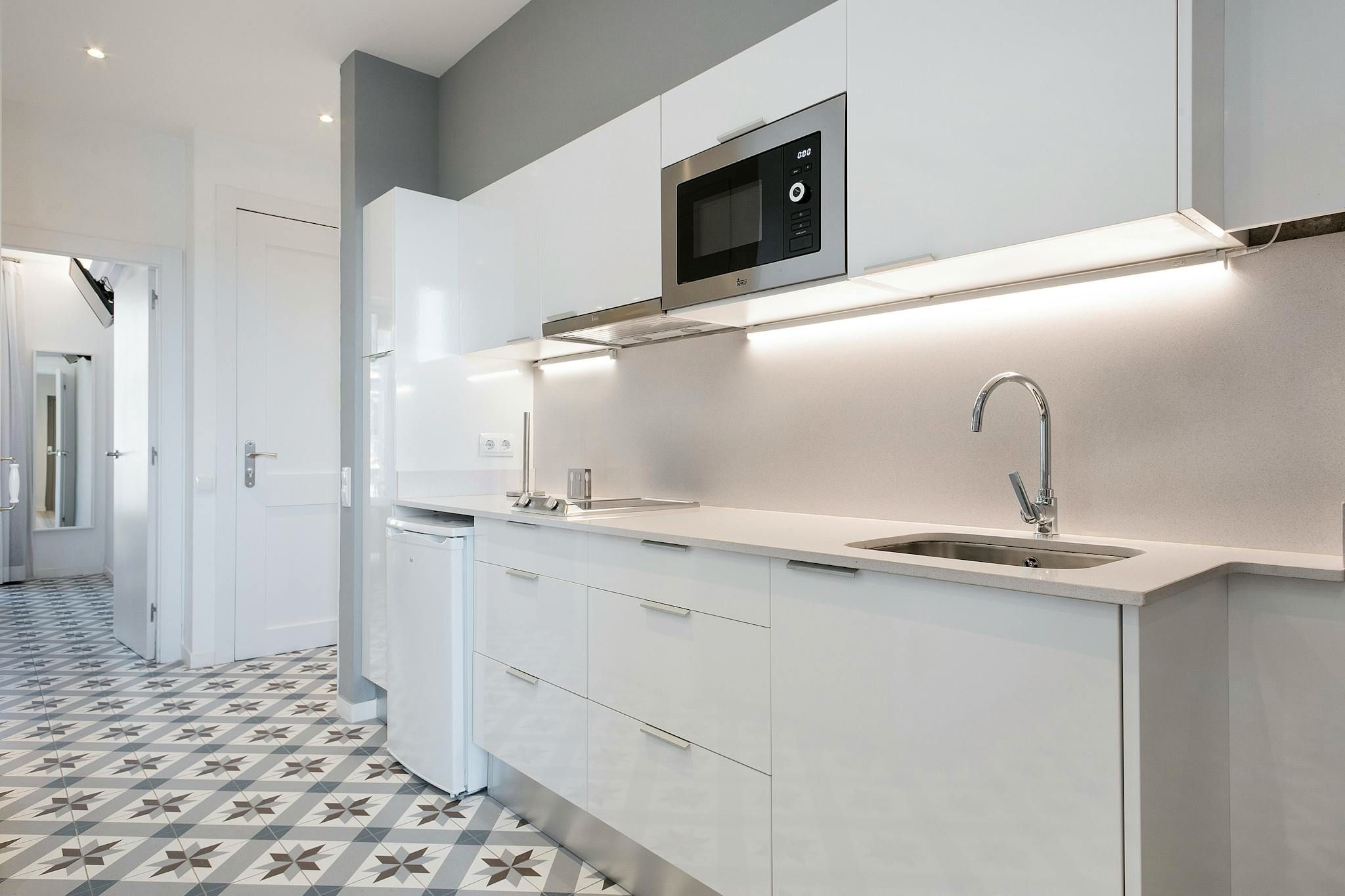 Kitchen of Flat to rent in  Barcelona Capital  with Air Conditioner, Heating and Furnished