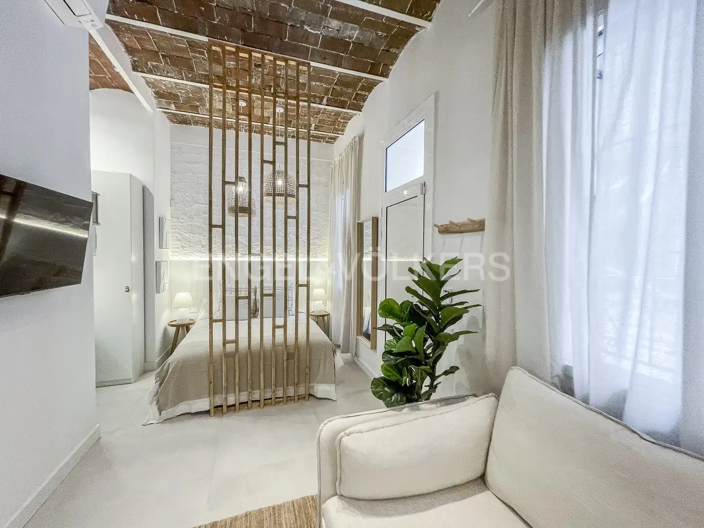 Habitación de Piso de alquiler en Barcelona con Aire acondicionado, Calefacción y Amueblado