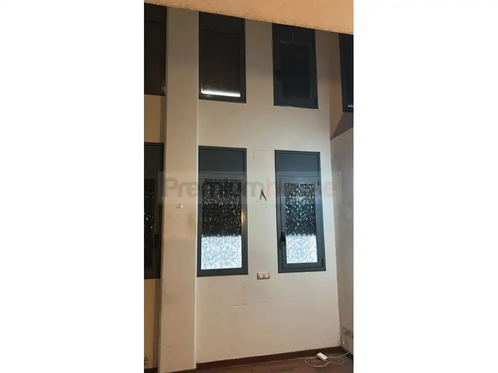 Flat for sale in Carrer de Còrsega, imagen 2