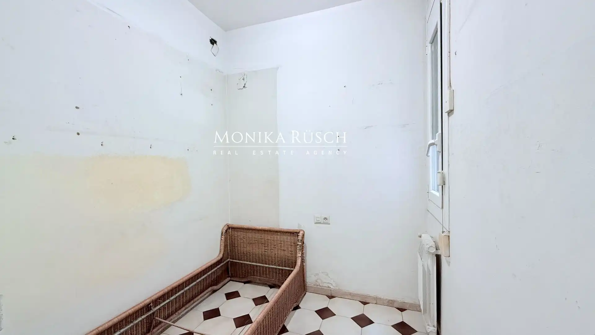 Cocina de Piso en venta en Barcelona con Calefacción, Terraza y Trastero