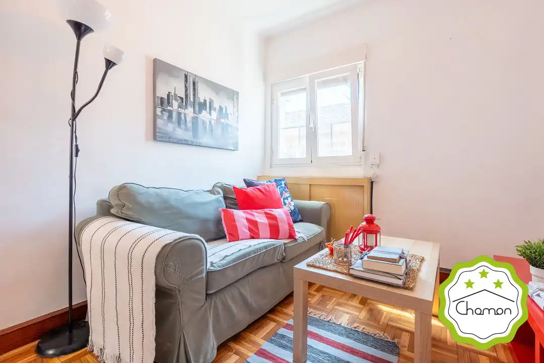 Wohnzimmer von Wohnung zum Verkauf in Bilbao  mit Privatgarten