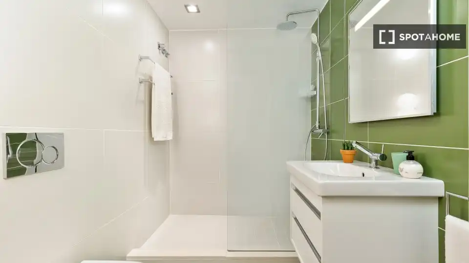 Flat with terrace to rent in Ciutat Vella, imagen 13