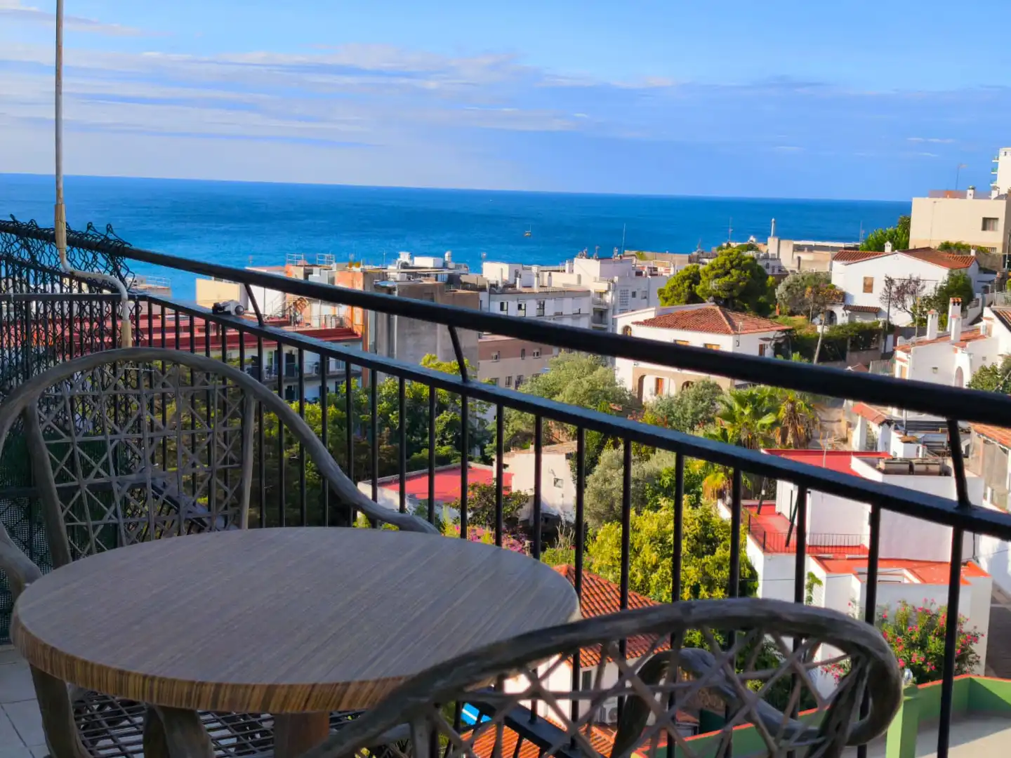 Mini appartamento con terrazza in vendita a Pau Casals