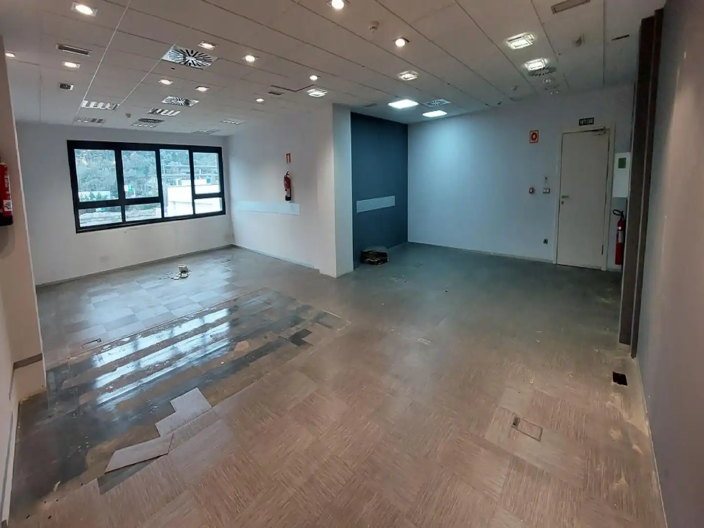 Büro zum Verkauf in Derio