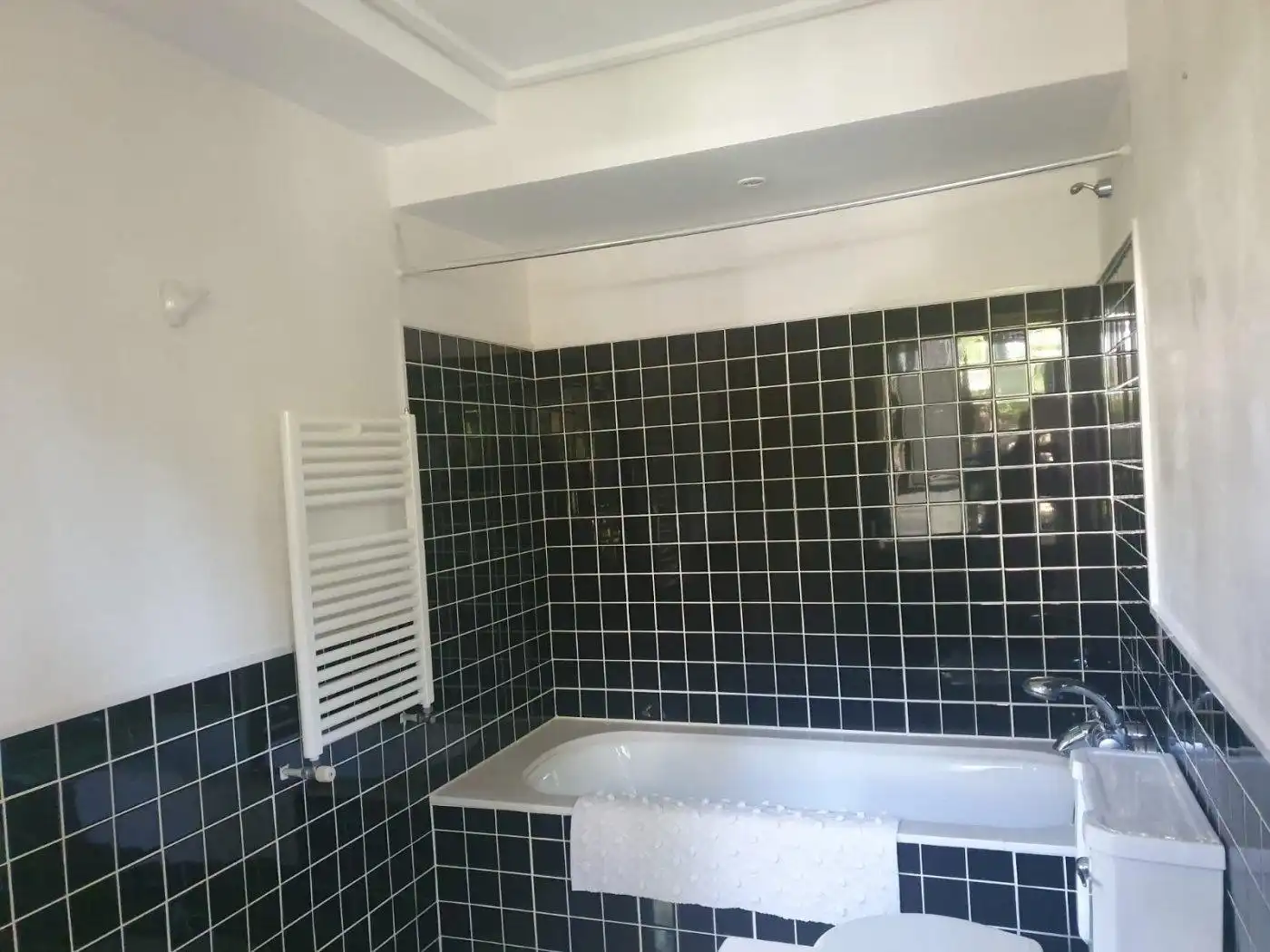 Bathroom of Houses for sale in Córdoba  with Air Conditioner, Heating and Private garden