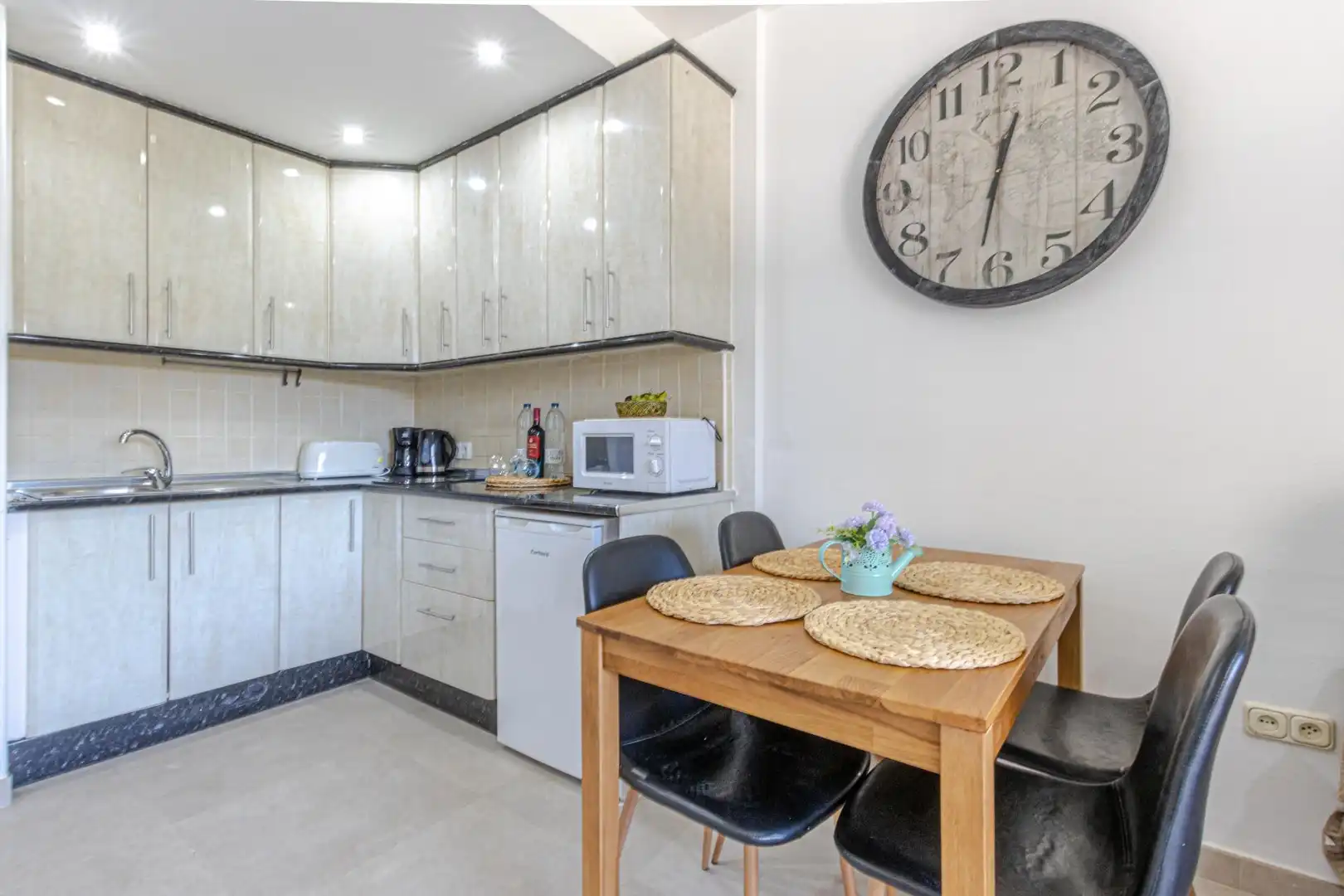 Apartamento en venta en Avenida Avenida de Rocío Jurado, Parque de la Paloma