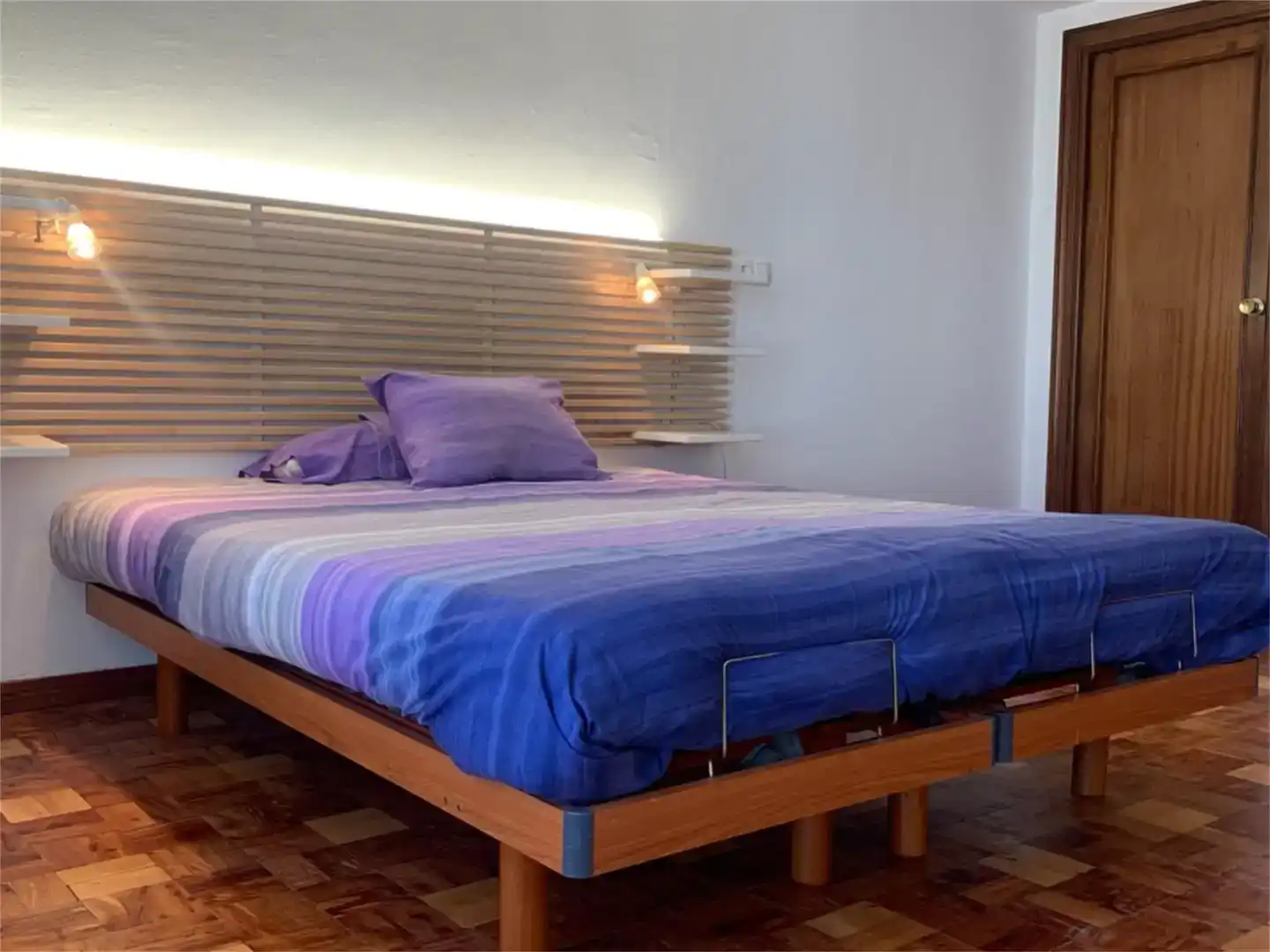 Schlafzimmer von Wohnung zur Miete in León Capital  mit Balkon