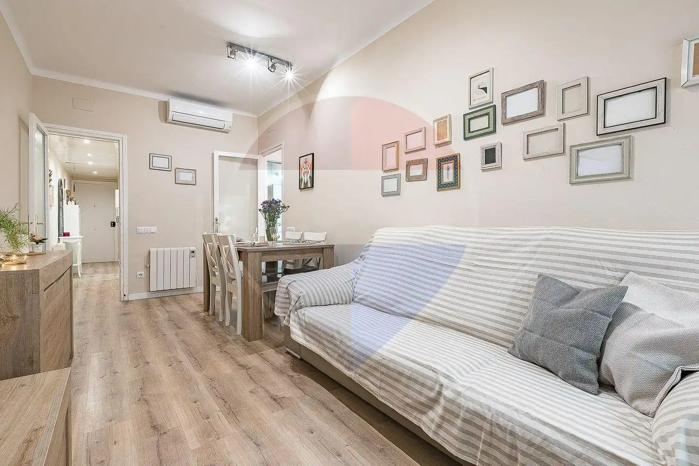 Sala de estar de Piso en venta en Barcelona con Aire acondicionado, Calefacción y Balcón