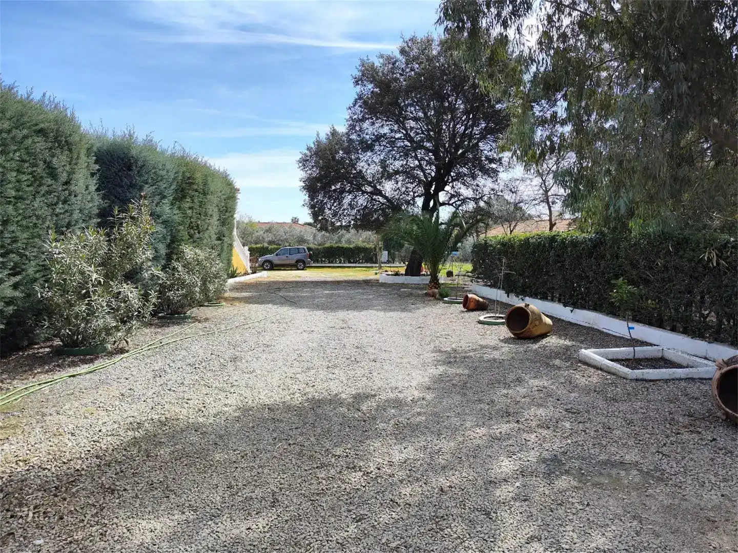 Aparcament de Casa o xalet en venda en Linares amb Aire condicionat i Piscina