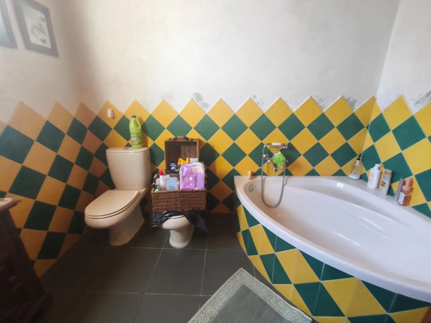 Bathroom of Houses for sale in Vilamarín  with Private garden, Furnished and Oven