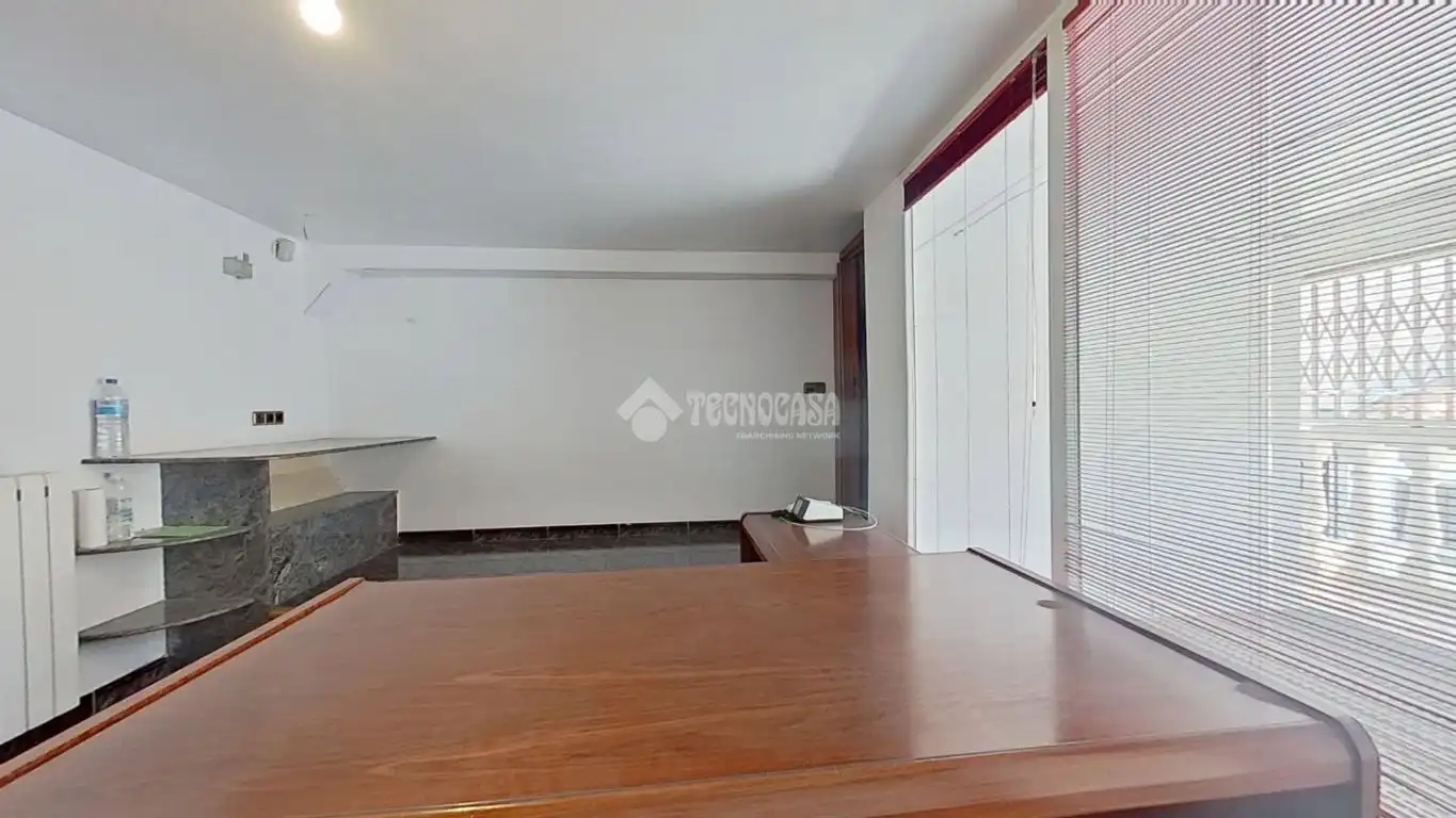 Casa adosada en venda en Cerdanyola del Vallès