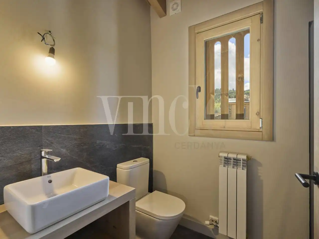 Bathroom of Detached homes for sale in Puigcerdà  with Heating, Private garden and Parquet flooring