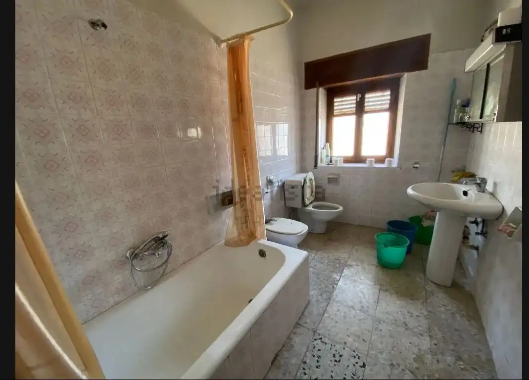 Baño de Casa o chalet en venta en Palenzuela con Jardín privado, Amueblado y Alarma