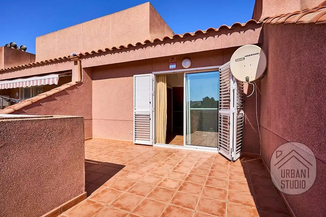 Terrassa de Casa o xalet en venda en Alicante / Alacant amb Aire condicionat, Calefacció i Terrassa