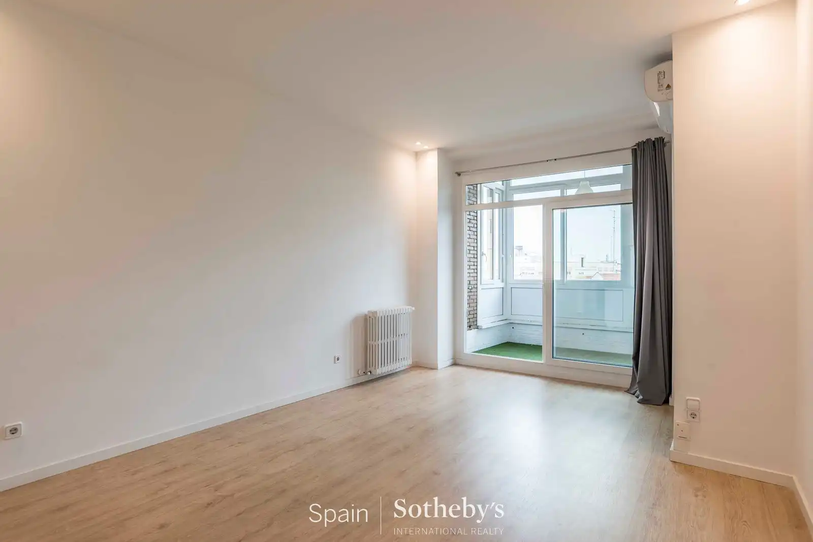 Wohnzimmer von Wohnungen zum Verkauf in Madrid mit Klimaanlage, Heizung und Terrasse