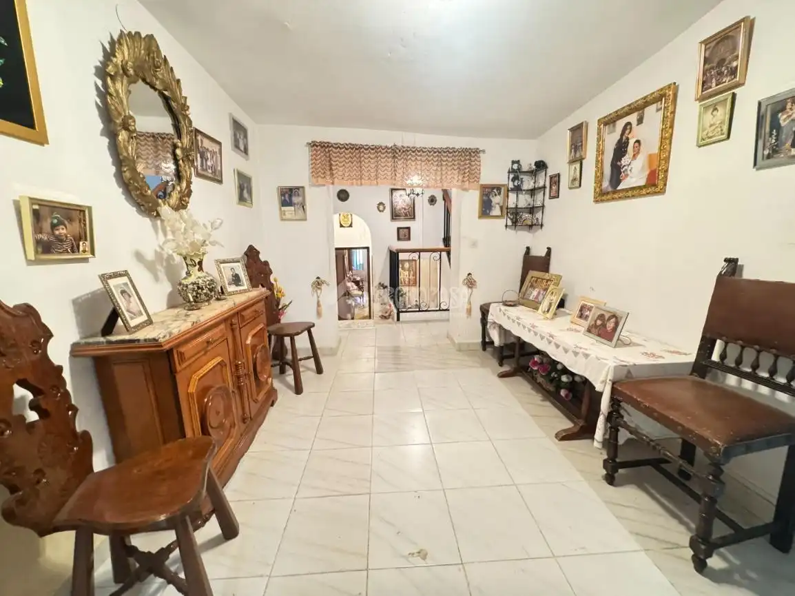 Casa adosada en venda en Yepes