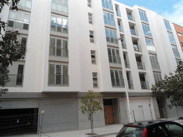 Piso en Venta en Calle Blas de Otero, 1 en El Carmen