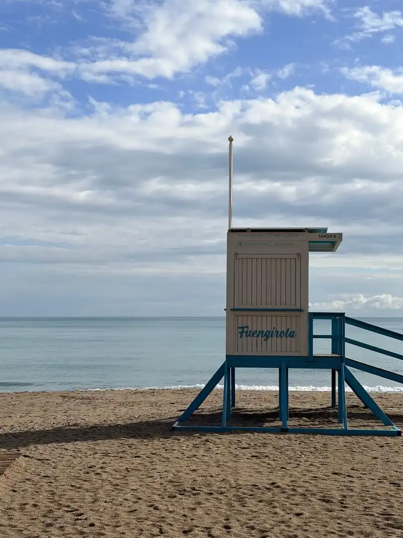 Vista exterior de Pis en venda en Fuengirola amb Aire condicionat, Calefacció i Balcó