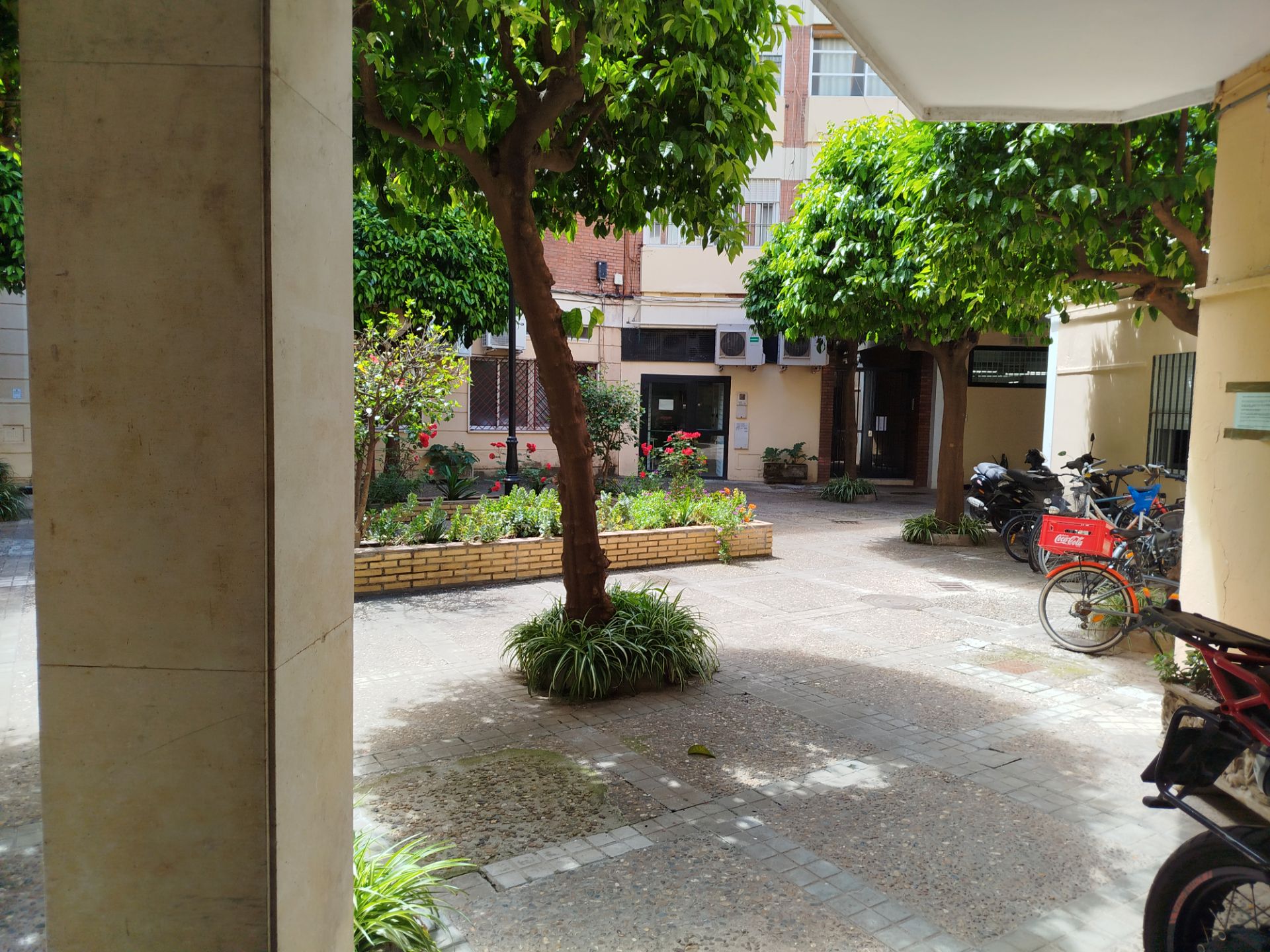 Garden of Flat for sale in  Sevilla Capital  with Air Conditioner, Terrace and Storage room