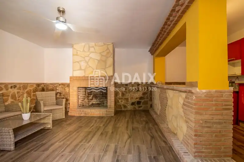 Country homes for sale in Úbeda
