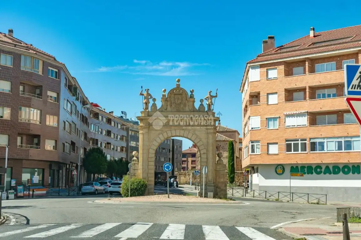 Exterior view of Flat for sale in Segovia