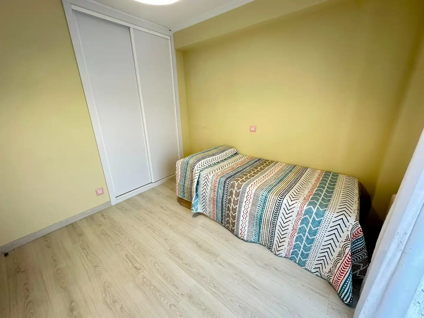 Schlafzimmer von Wohnung zum Verkauf in Parla mit Klimaanlage, Heizung und Gemeinschaftspool
