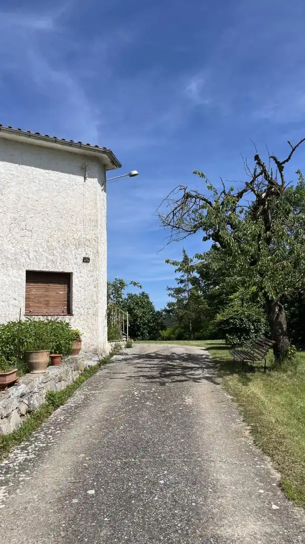 Vista exterior de Casa o xalet en venda en Alpens