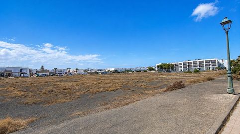 Foto 2 de Residencial en venta en Avenida Palmeras las, 3, El Cable, Arrecife