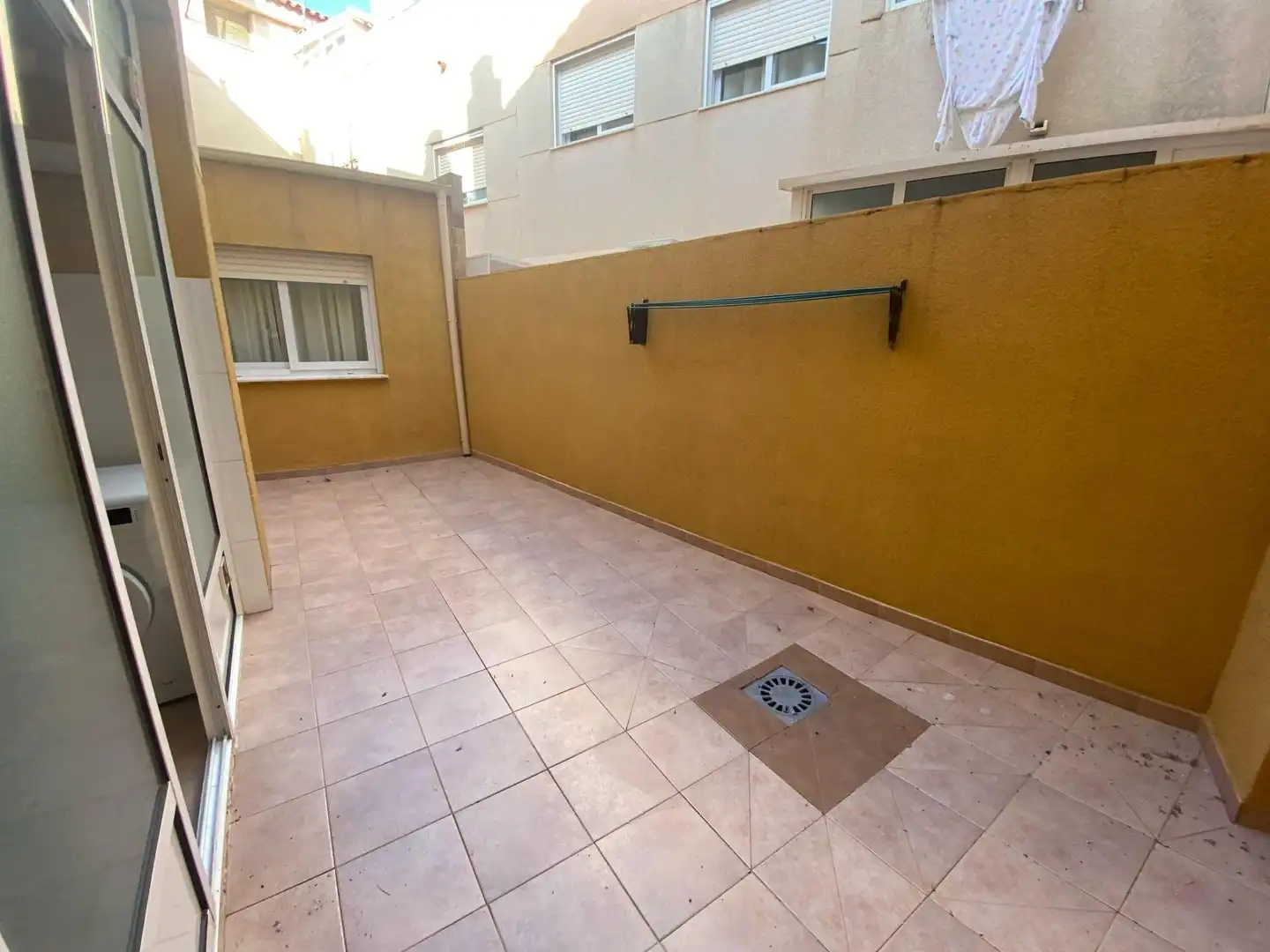 Vista exterior de Piso en venta en Pedanías Este