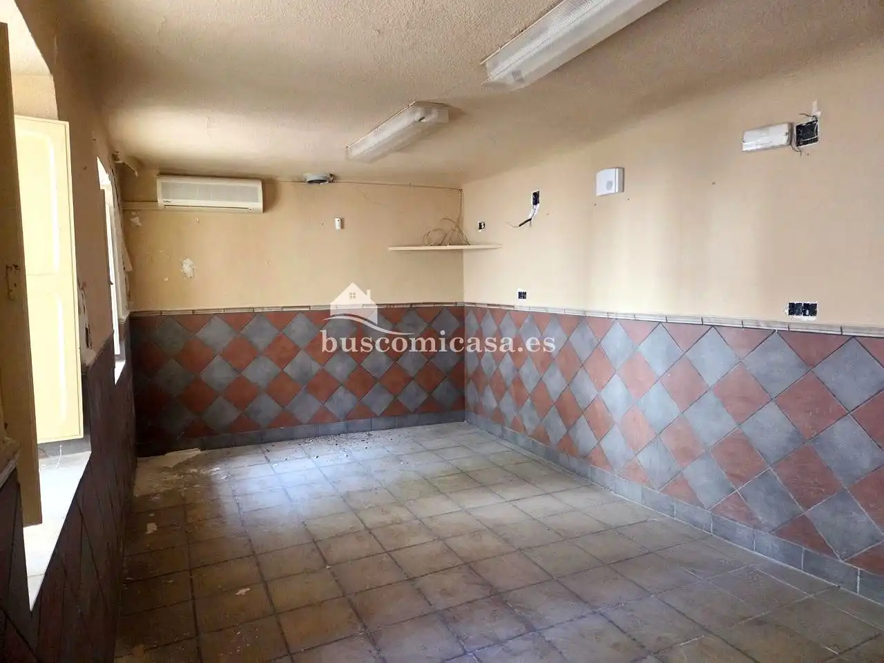 Casa adosada en venda en Jaén amb Terrassa i Balcó