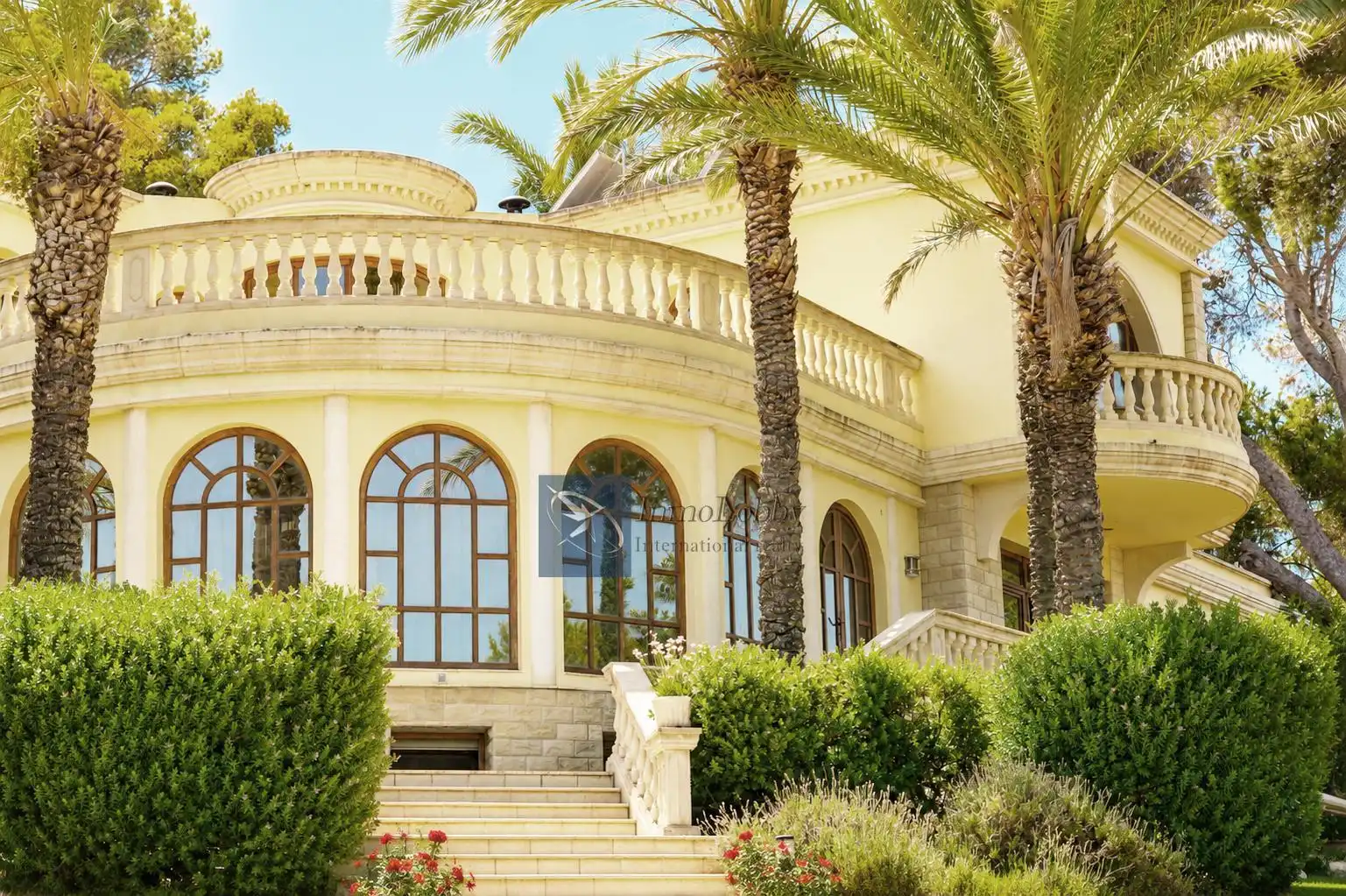 Casa con terraza en venta en Antoni Gaudi, imagen 3