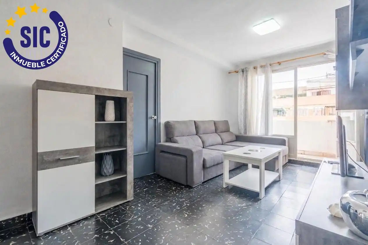Flat with terrace for sale in Calle DR MACHI, imagen 2