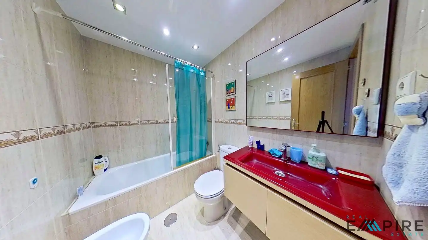 Baño de Casa adosada en venta en Valdemoro con Aire acondicionado, Calefacción y Amueblado