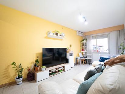 Living room of Flat for sale in L'Hospitalet de Llobregat