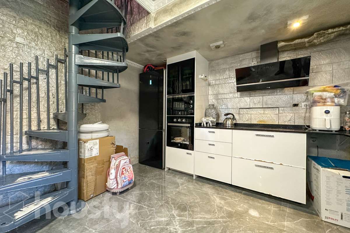 Kitchen of Flat for sale in  Madrid Capital  with Air Conditioner and Heating