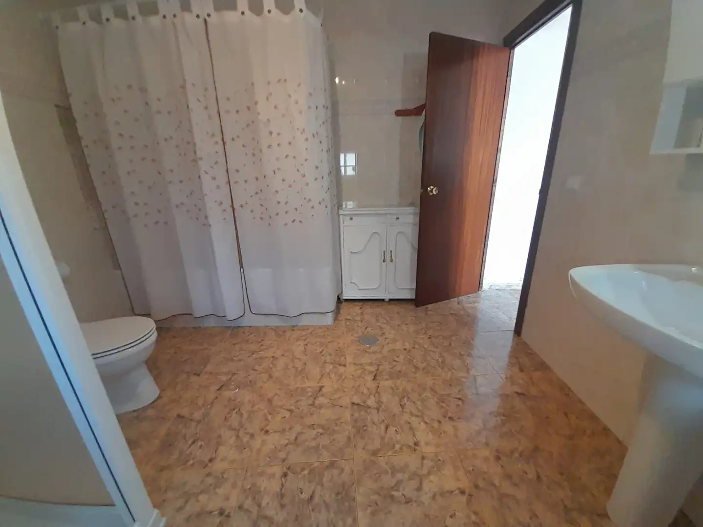 Bany de Casa adosada en venda en Puertollano amb Aire condicionat i Traster