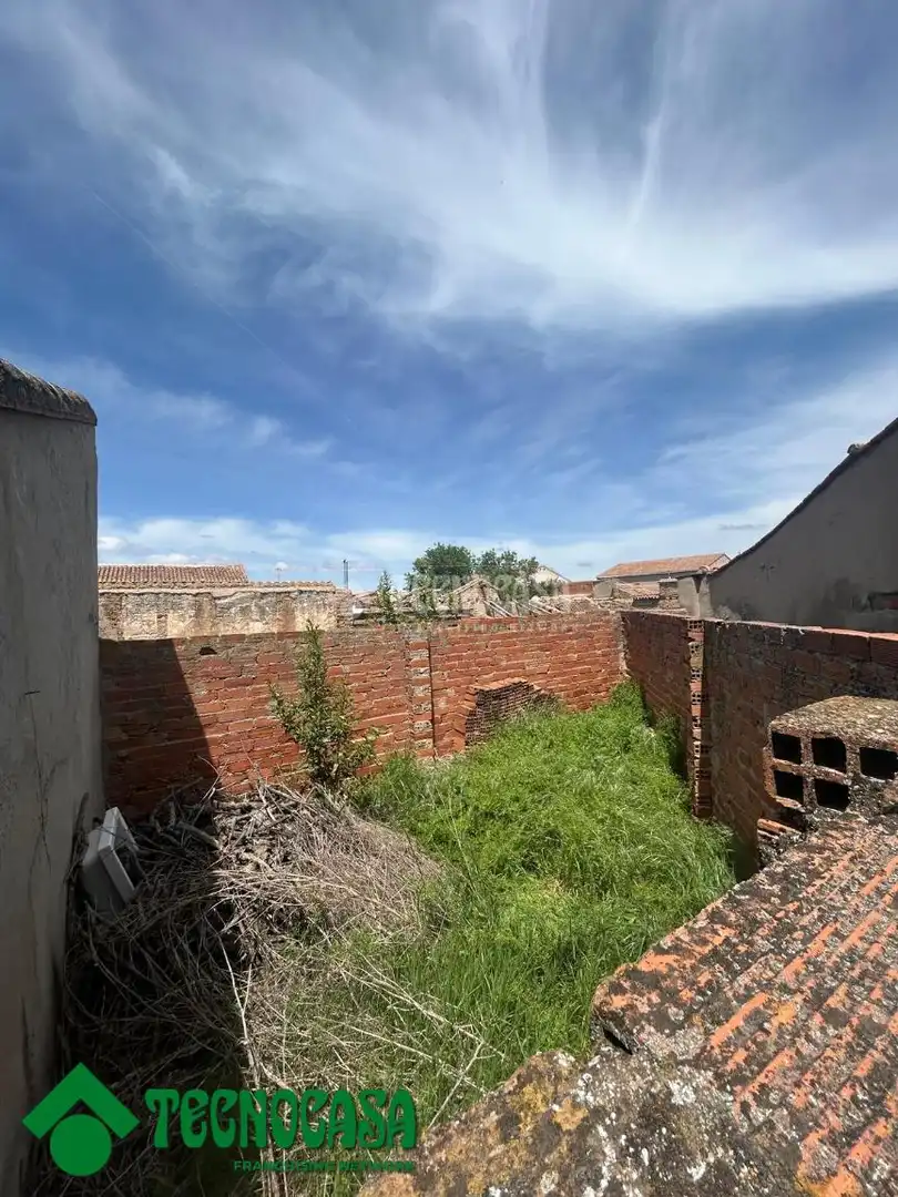 Casa o xalet en venda en Gálvez amb Jardí privat
