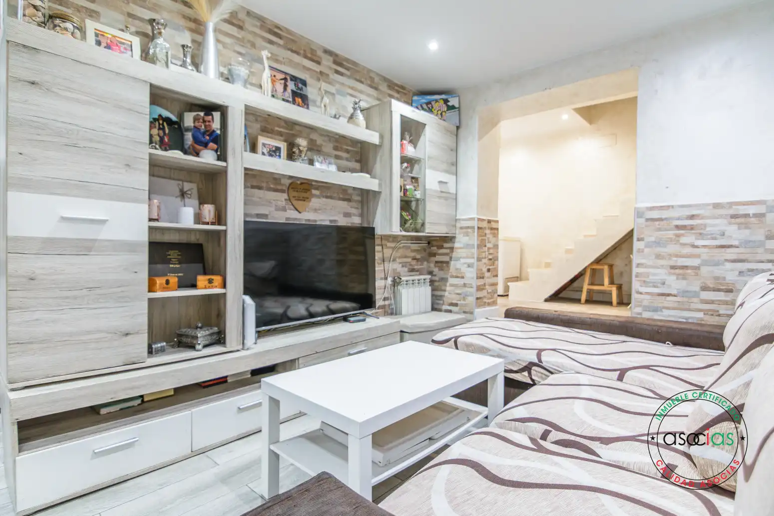 Sala de estar de Casa adosada en venta en Gijón  con Calefacción, Jardín privado y Parquet