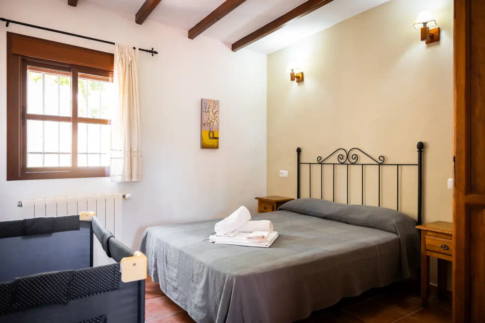 Habitación de Finca rústica en venta en Montejaque con Aire acondicionado, Jardín privado y Terraza