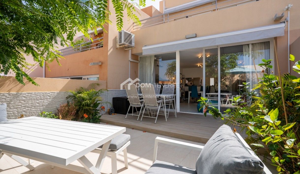 Terrassa de Casa o xalet en venda en Adeje amb Traster, Moblat i Forn