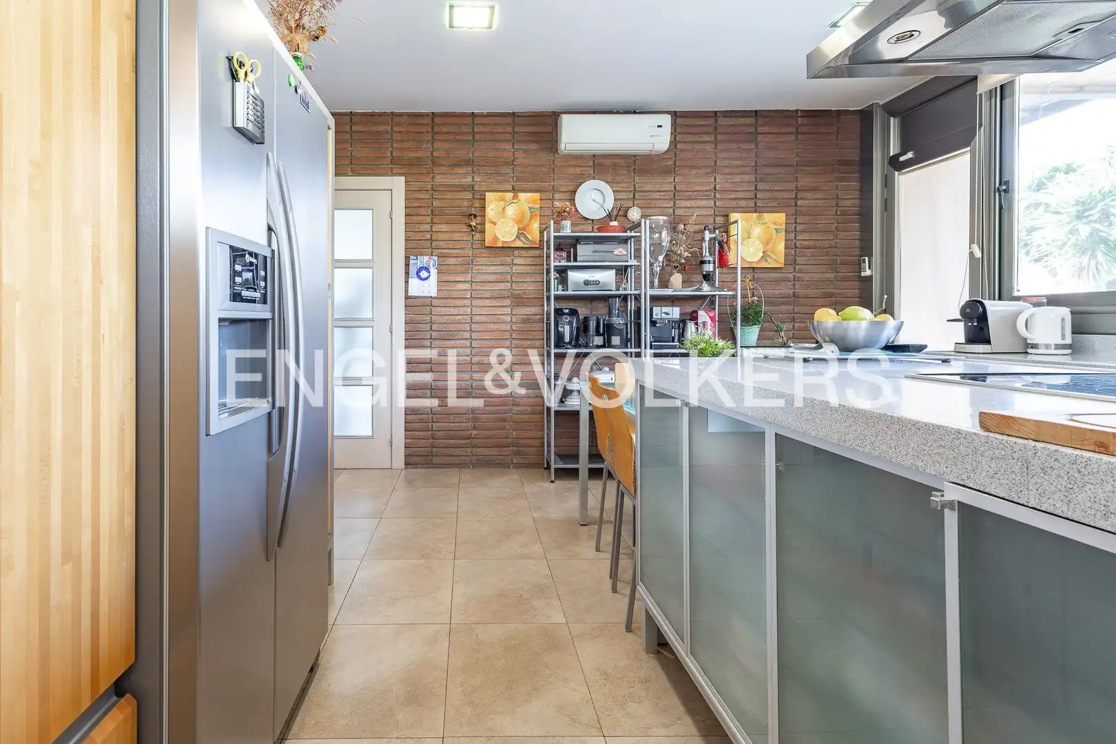 Cocina de Casa o chalet en venta en Canovelles con Aire acondicionado, Calefacción y Jardín privado