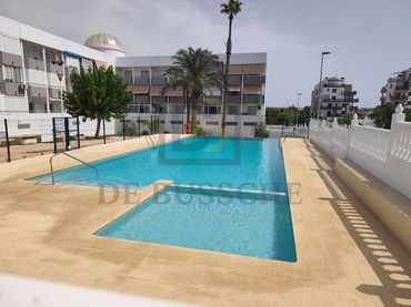 Apartament amb balcó en venda a Calle Holanda Mp