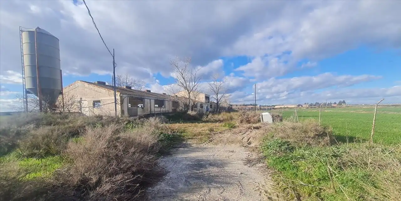 Residencial en venta en Tauste