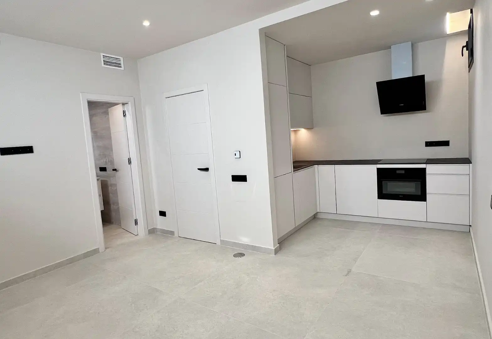 Küche von Haus oder Chalet zum Verkauf in Marbella mit Klimaanlage, Heizung und Privatgarten