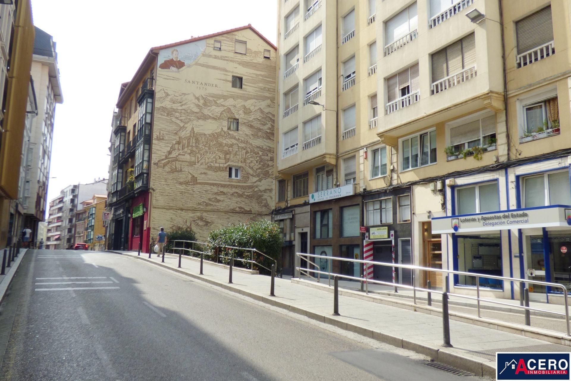 Vista exterior de Pis en venda en Santander